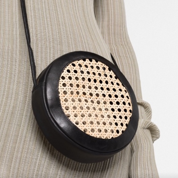 St.Agni circular rattan Crossbody Black Leather Crossbody bag w/ Wicker NWT - Picture 1 of 13